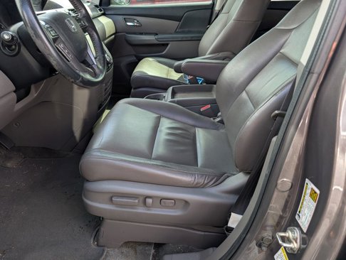 Used 2014 Honda Odyssey Touring image 11