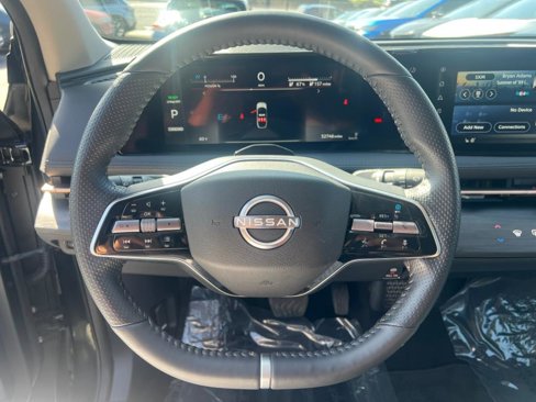 Used 2023 Nissan Ariya FWD image 11