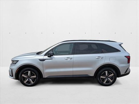 Used 2022 Kia Sorento S w/ Panoramic Sunroof Package image 9