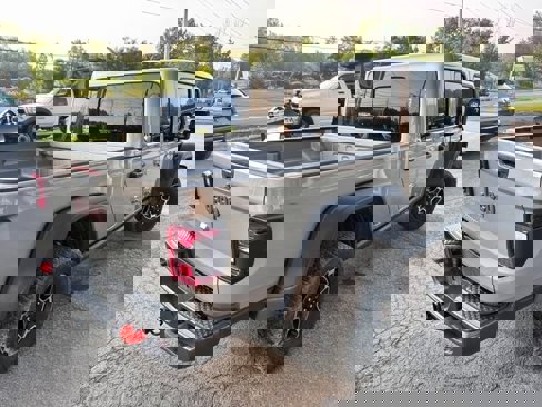 Used 2021 Jeep Gladiator Mojave image 5