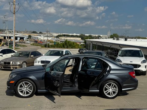Used 2014 Mercedes-Benz C 300 4MATIC Sedan image 25