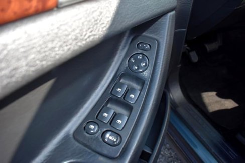 Used 2006 Chrysler Pacifica Touring image 38