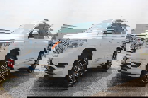 Used 2018 GMC Acadia Denali w/ LPO, Protection Package image 1