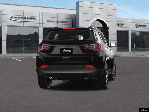 New 2025 Jeep Compass Latitude image 32