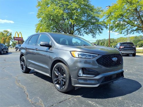Used 2020 Ford Edge ST w/ Equipment Group 401A image 3