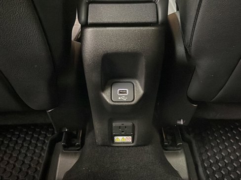 Used 2022 Jeep Renegade Limited w/ Sun, Sound & Wheels Group image 11