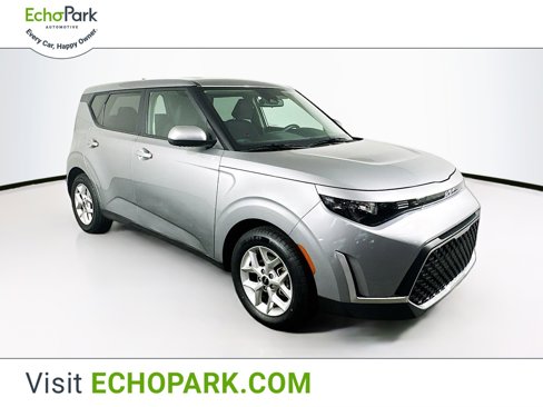 Used 2023 Kia Soul LX w/ Option Group 015 image 1