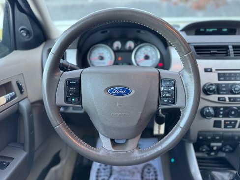 Used 2009 Ford Focus SES image 19