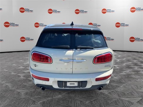 Used 2019 MINI Cooper Clubman S w/ Premium Package image 4