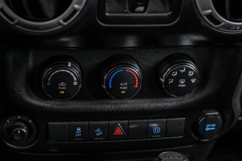Used 2011 Jeep Wrangler Unlimited Rubicon w/ Dual Top Group image 24