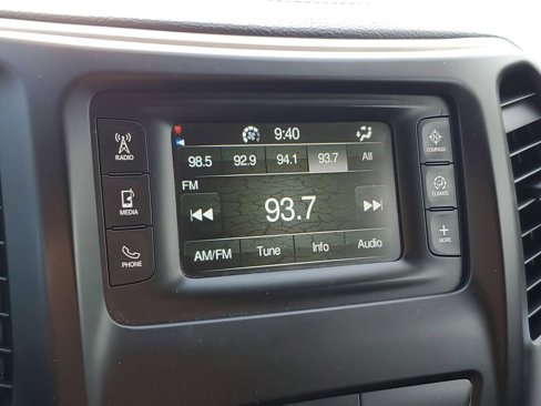 Used 2015 Jeep Cherokee Latitude w/ Cold Weather Group image 22