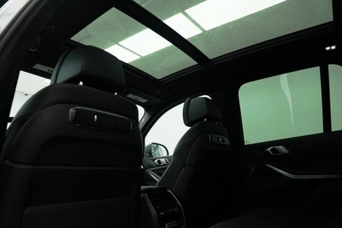 Used 2024 BMW X5 xDrive40i w/ Premium Package image 28