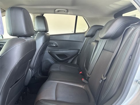Used 2015 Chevrolet Trax LT w/ LT Plus Package image 16