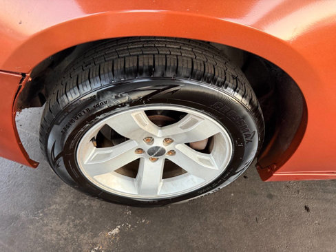 Used 2011 Dodge Charger SE image 26