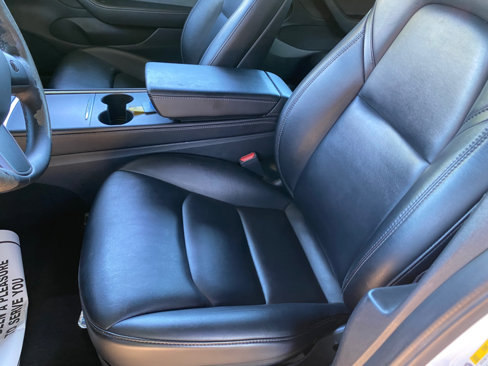 Used 2022 Tesla Model 3 image 16