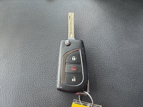 Used 2023 Toyota RAV4 LE image 29