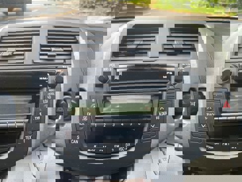 Used 2008 Toyota RAV4 Limited image 36