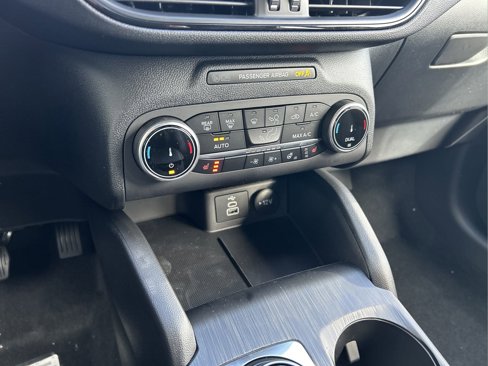 New 2025 Ford Escape ST-Line w/ Cold Weather Package image 7