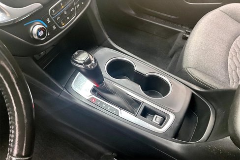Used 2018 Chevrolet Equinox LT image 14