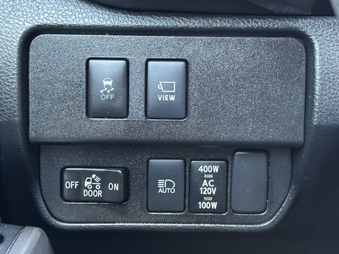 Used 2020 Toyota Tacoma Limited image 44