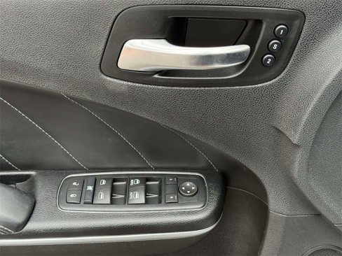 Used 2016 Dodge Charger R/T Scat Pack w/ Beats Audio Group image 20