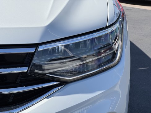 Certified 2023 Volkswagen Tiguan SE image 6