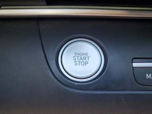 Used 2024 Hyundai Elantra SEL image 25