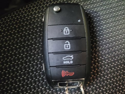Used 2017 Kia Forte LX image 32