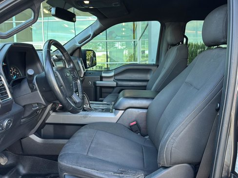 Used 2016 Ford F150 XLT w/ Equipment Group 302A Luxury image 8