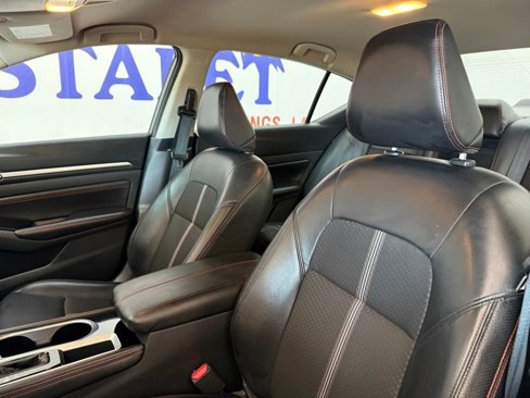 Used 2023 Nissan Altima 2.5 SR image 8