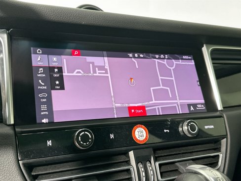Certified 2022 Porsche Macan image 22