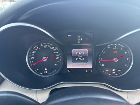 Used 2016 Mercedes-Benz C 300 4MATIC Sedan image 14