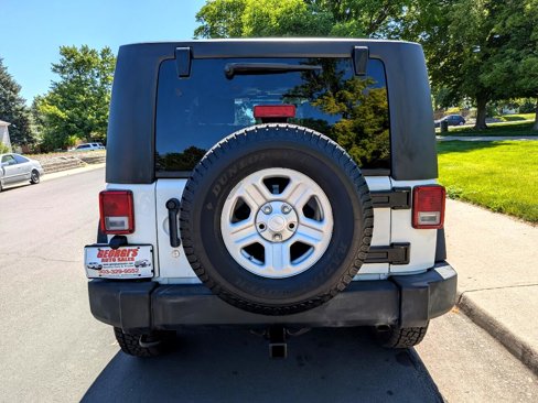 Used 2009 Jeep Wrangler X image 4