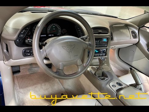 Used 2004 Chevrolet Corvette Coupe w/ Preferred Equipment Group image 13