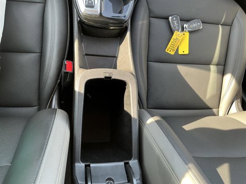 Used 2024 Chevrolet Trax ACTIV w/ Sunroof Package image 31