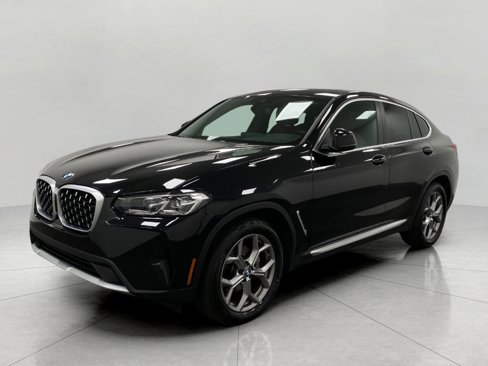 Certified 2023 BMW X4 xDrive30i w/ Premium Package image 9
