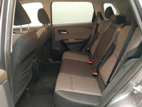Used 2021 Nissan Rogue SV image 18