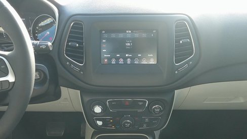 Used 2021 Jeep Compass Latitude image 11