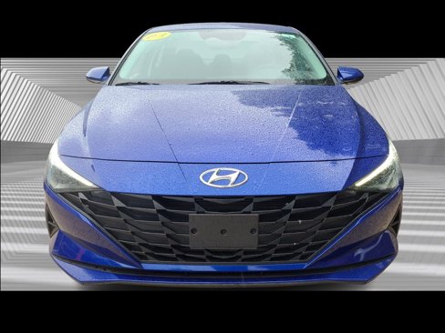 Used 2023 Hyundai Elantra SEL image 4