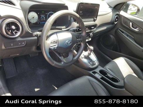 Used 2022 Hyundai Kona Limited image 10