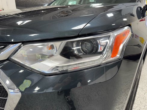 Used 2018 Chevrolet Traverse LT image 6