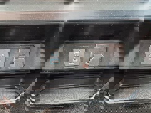 Used 2022 Ford F150 XLT image 17