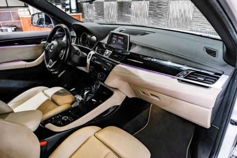 Used 2018 BMW X2 sDrive28i image 10