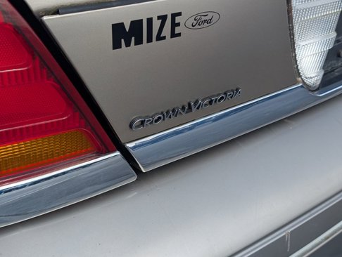 Used 2002 Ford Crown Victoria image 20