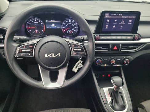 Used 2024 Kia Forte LXS image 22