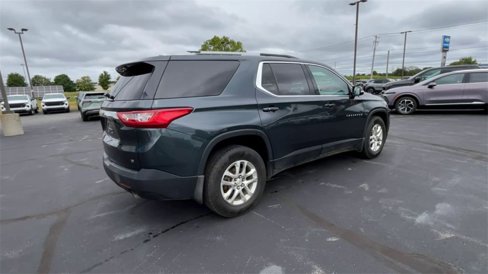 Used 2018 Chevrolet Traverse LT image 8