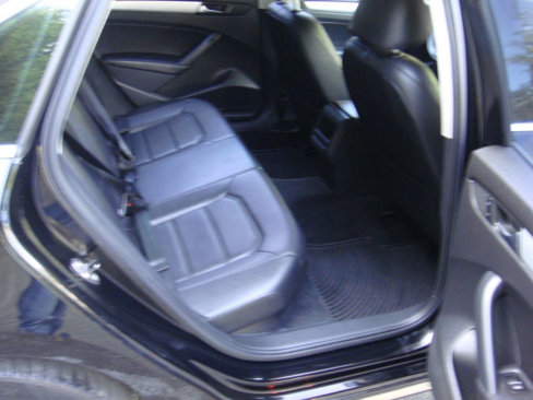 Used 2012 Volkswagen Passat 2.5 SE image 12