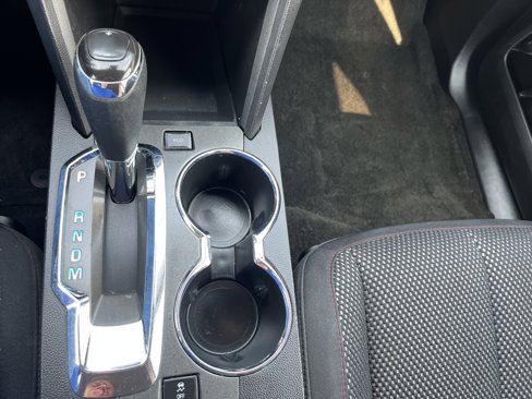 Used 2017 Chevrolet Equinox LT image 25
