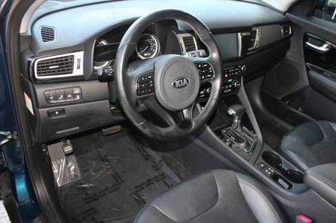 Used 2019 Kia Niro Touring image 4