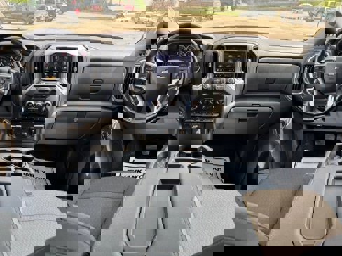 Used 2019 Chevrolet Silverado 1500 LT w/ All-Star Edition image 16